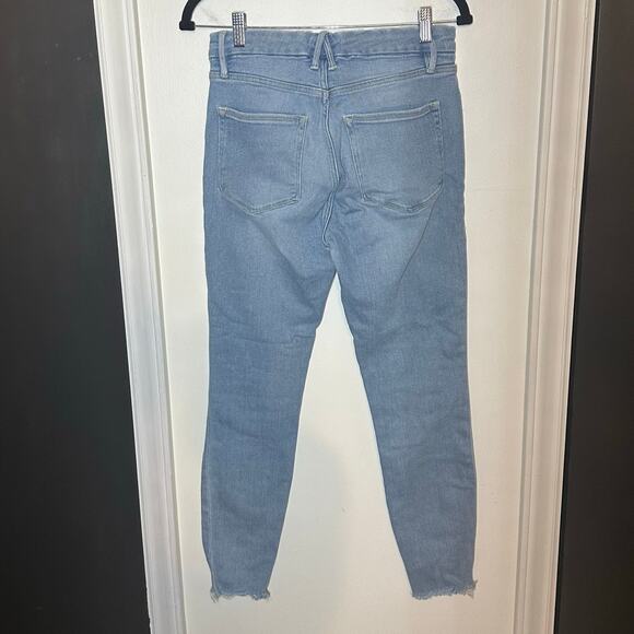 Good American Women's Good Leg Light Wash Skinny Jeans Raw Hem Size 6 28 - Picture 7 of 13